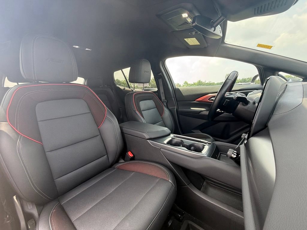 Used 2024 Chevrolet Equinox EV RS FWD image 32