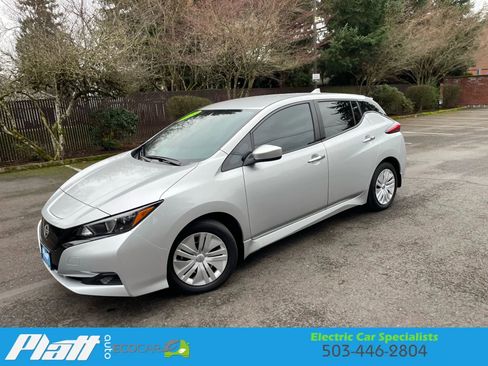 Used 2024 Nissan Leaf S image 3