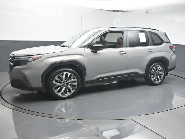 Certified 2025 Subaru Forester Touring w/ Popular Package - Touring AWD/4WD image 4