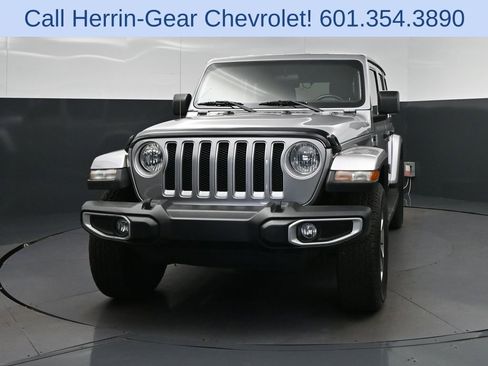 Used 2021 Jeep Wrangler Unlimited Sahara AWD/4WD image 10