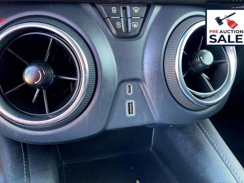 Used 2021 Chevrolet Blazer LT image 31