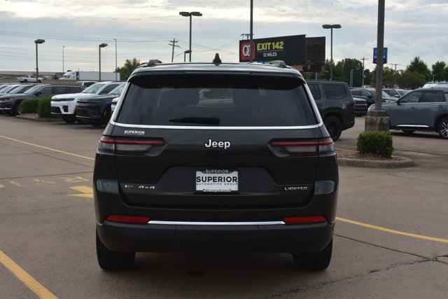 Used 2023 Jeep Grand Cherokee L Limited AWD/4WD image 6