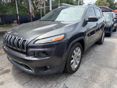 Used 2016 Jeep Cherokee Limited FWD image 3