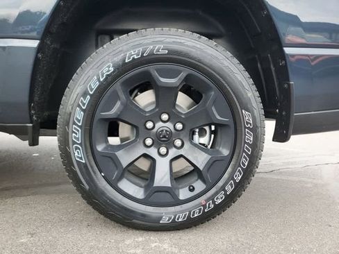 New 2026 RAM 1500 Express AWD/4WD image 9