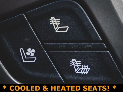 Used 2018 Chevrolet Silverado 2500 High Country w/ Duramax Plus Package image 7