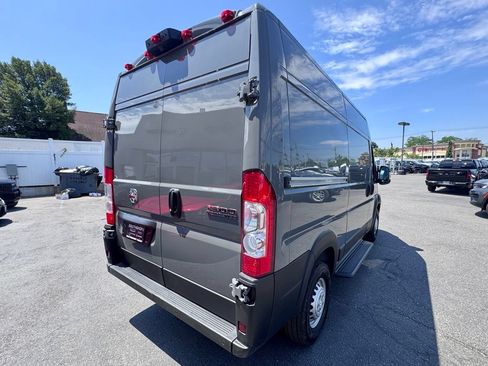 Used 2026 RAM ProMaster 1500 w/ Safety Group FWD image 8