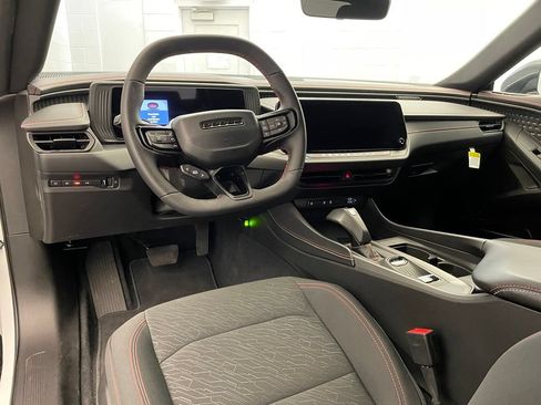 New 2026 Dodge Charger R/T AWD/4WD image 13