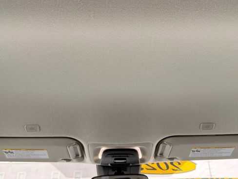 Used 2025 Toyota Corolla LE image 15