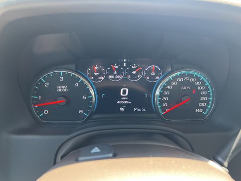 Used 2018 GMC Yukon Denali w/ Denali Ultimate Package AWD/4WD image 21