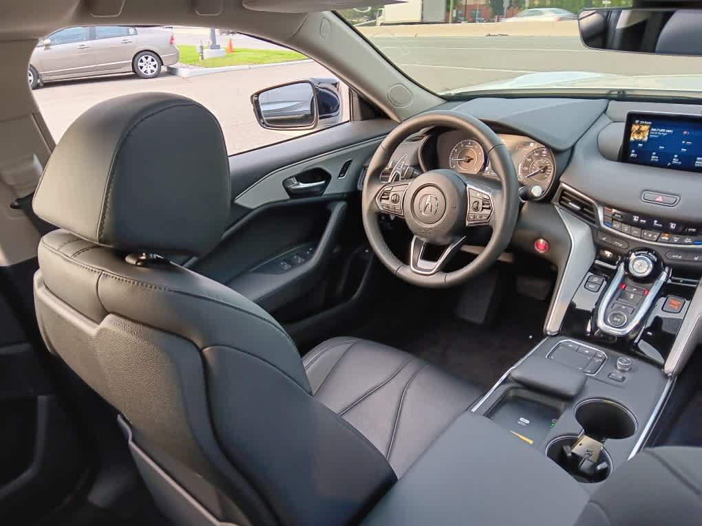 Used 2023 Acura TLX FWD image 17