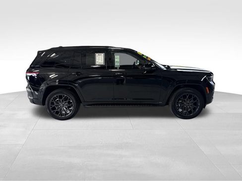 Used 2025 Jeep Grand Cherokee Summit AWD/4WD image 7
