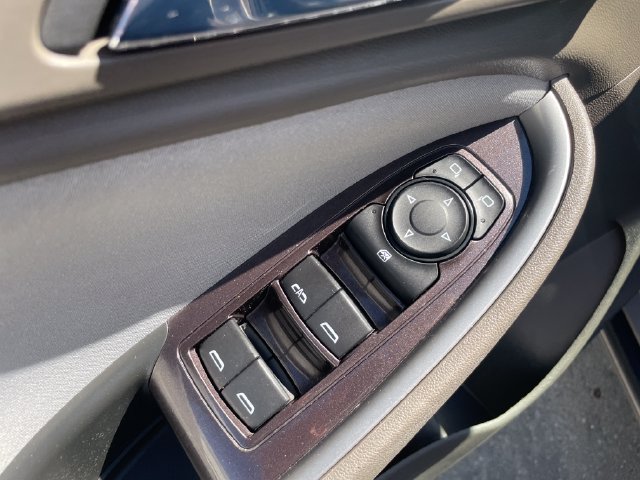Used 2022 Chevrolet Malibu LT FWD image 21