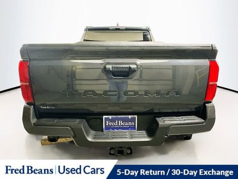 Used 2024 Toyota Tacoma TRD Sport image 6
