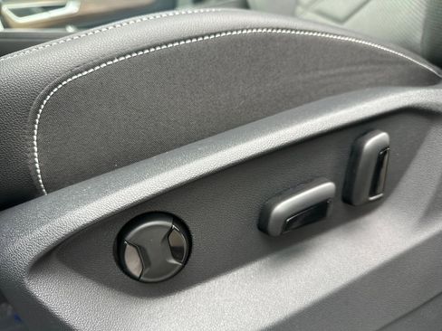 New 2026 Volkswagen Atlas SE image 4