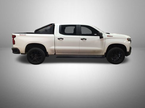 Used 2021 Chevrolet Silverado 1500 LT Trail Boss w/ Convenience Package II AWD/4WD image 3
