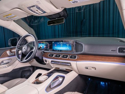 New 2026 Mercedes-Benz GLE 450 4MATIC Coupe image 4