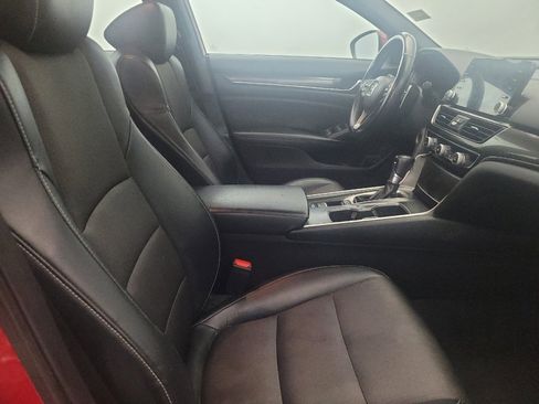 Used 2018 Honda Accord Sport image 21