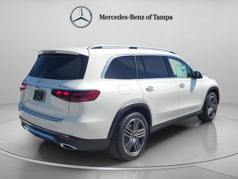 New 2026 Mercedes-Benz GLS 450 4MATIC image 3