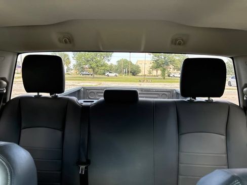Used 2017 RAM 1500 Tradesman RWD image 32