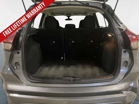 Used 2024 Nissan Kicks SV FWD image 28
