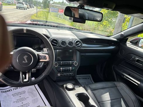 Used 2021 Ford Mustang Shelby GT500 w/ Technology Package RWD image 19