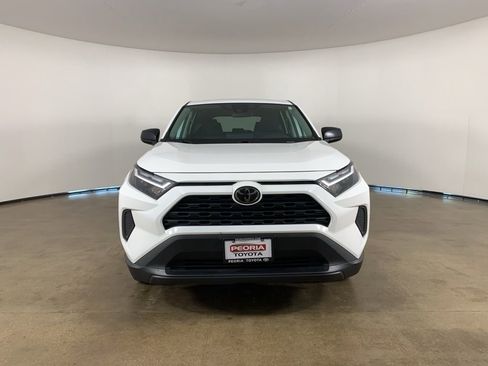 Used 2024 Toyota RAV4 LE AWD/4WD image 3