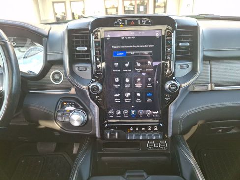 Used 2020 RAM 1500 Limited AWD/4WD image 11