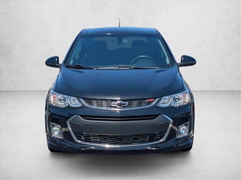 Used 2020 Chevrolet Sonic LT w/ Convenience Package FWD image 2