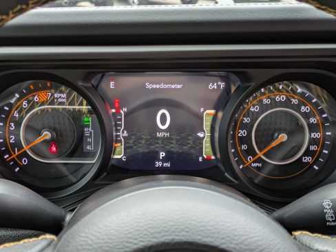 New 2025 Jeep Wrangler Unlimited Rubicon 392 image 31