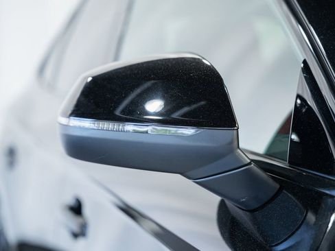 Used 2023 Audi SQ5 Premium Plus w/ Premium Plus Package AWD/4WD image 18