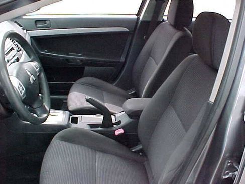 Used 2010 Mitsubishi Lancer ES FWD image 13