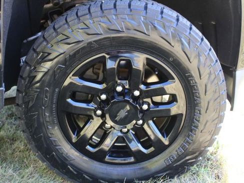 Used 2017 Chevrolet Silverado 2500 LTZ w/ Duramax Plus Package image 27