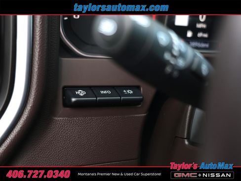 Used 2023 GMC Sierra 3500 Denali w/ Denali Black Diamond Edition image 39