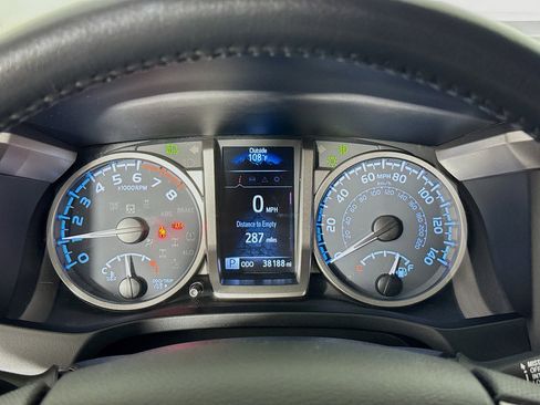 Used 2021 Toyota Tacoma SR5 image 41