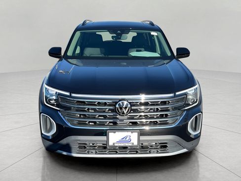 New 2026 Volkswagen Atlas SE image 2