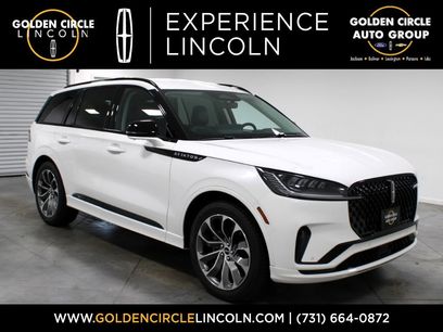 New 2026 Lincoln Aviator 2WD w/ Jet Appearance Package