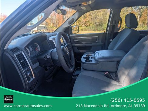 Used 2019 RAM 1500 Classic SLT image 5
