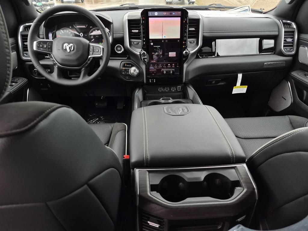 New 2026 RAM 1500 Laramie AWD/4WD image 16