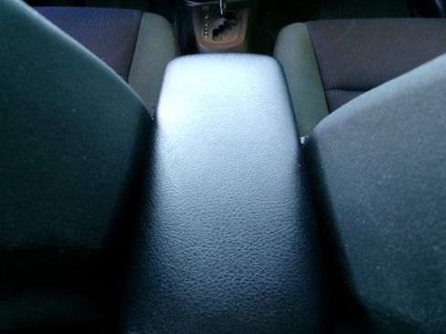 Used 2015 Toyota Prius C Three FWD image 23