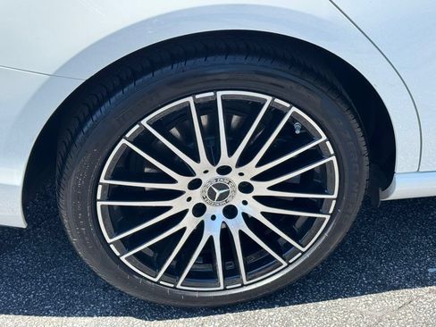 Used 2023 Mercedes-Benz C 300 Sedan image 19