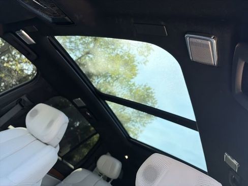 Used 2026 Cadillac Vistiq Luxury image 26