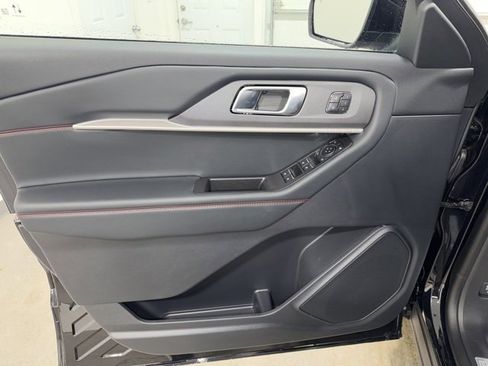 New 2025 Ford Explorer ST-Line w/ Premium Package image 10