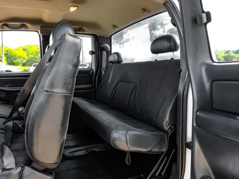 Used 2000 Chevrolet Silverado 1500 4x4 Extended Cab w/ Firm Ride Suspension Pkg image 29