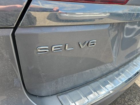 Certified 2023 Volkswagen Atlas SEL AWD/4WD image 4