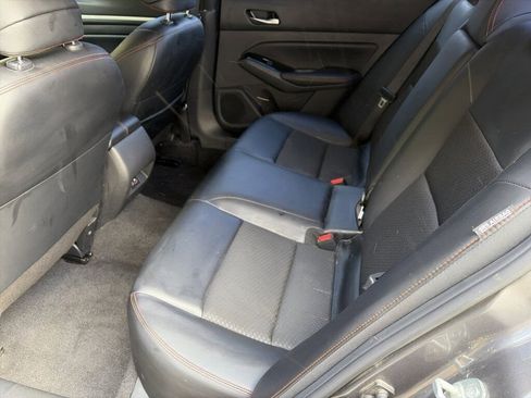 Certified 2025 Nissan Altima 2.5 SR image 30