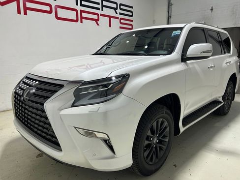Used 2023 Lexus GX 460 Premium w/ Premium Package AWD/4WD image 2