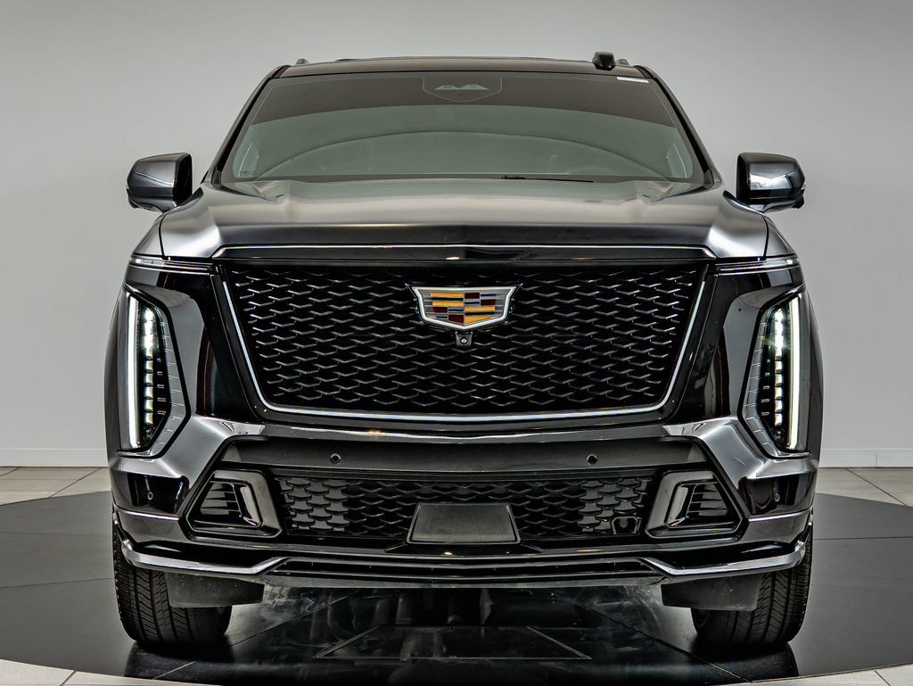 Used 2025 Cadillac Escalade V AWD/4WD image 2