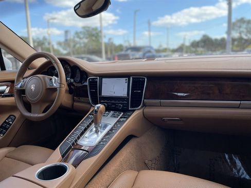 Used 2012 Porsche Panamera Turbo image 16
