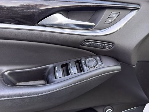 Used 2020 Buick Enclave Avenir w/ Avenir Technology Package AWD/4WD image 17