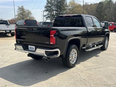 Used 2025 Chevrolet Silverado 2500 LTZ w/ LTZ Plus Package AWD/4WD image 5